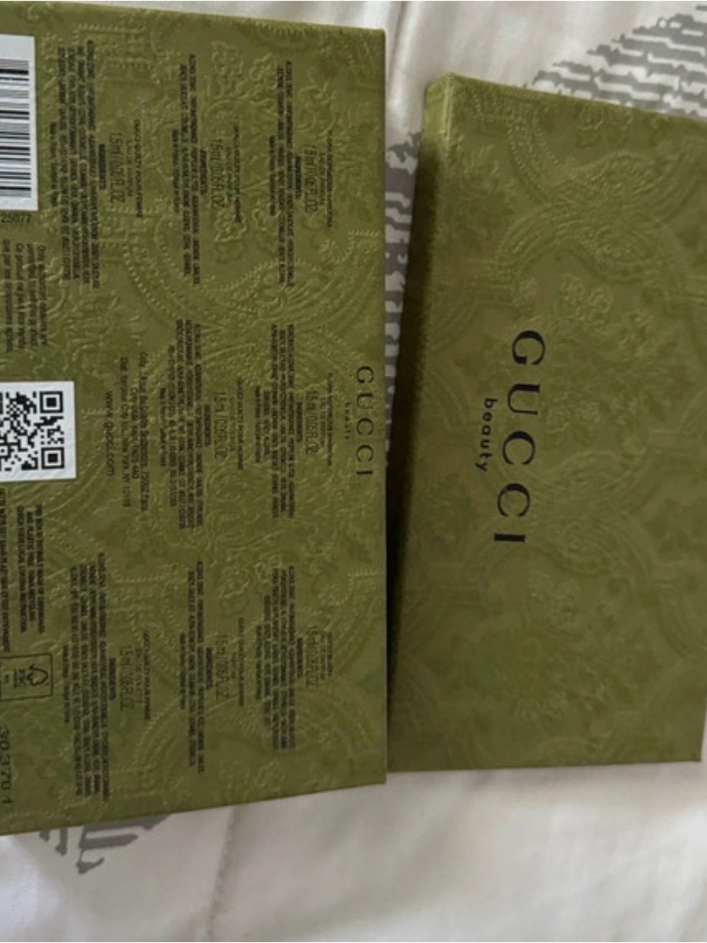 Gucci Beauty Gift Box Set - Olive Green - Picture 2 of 2